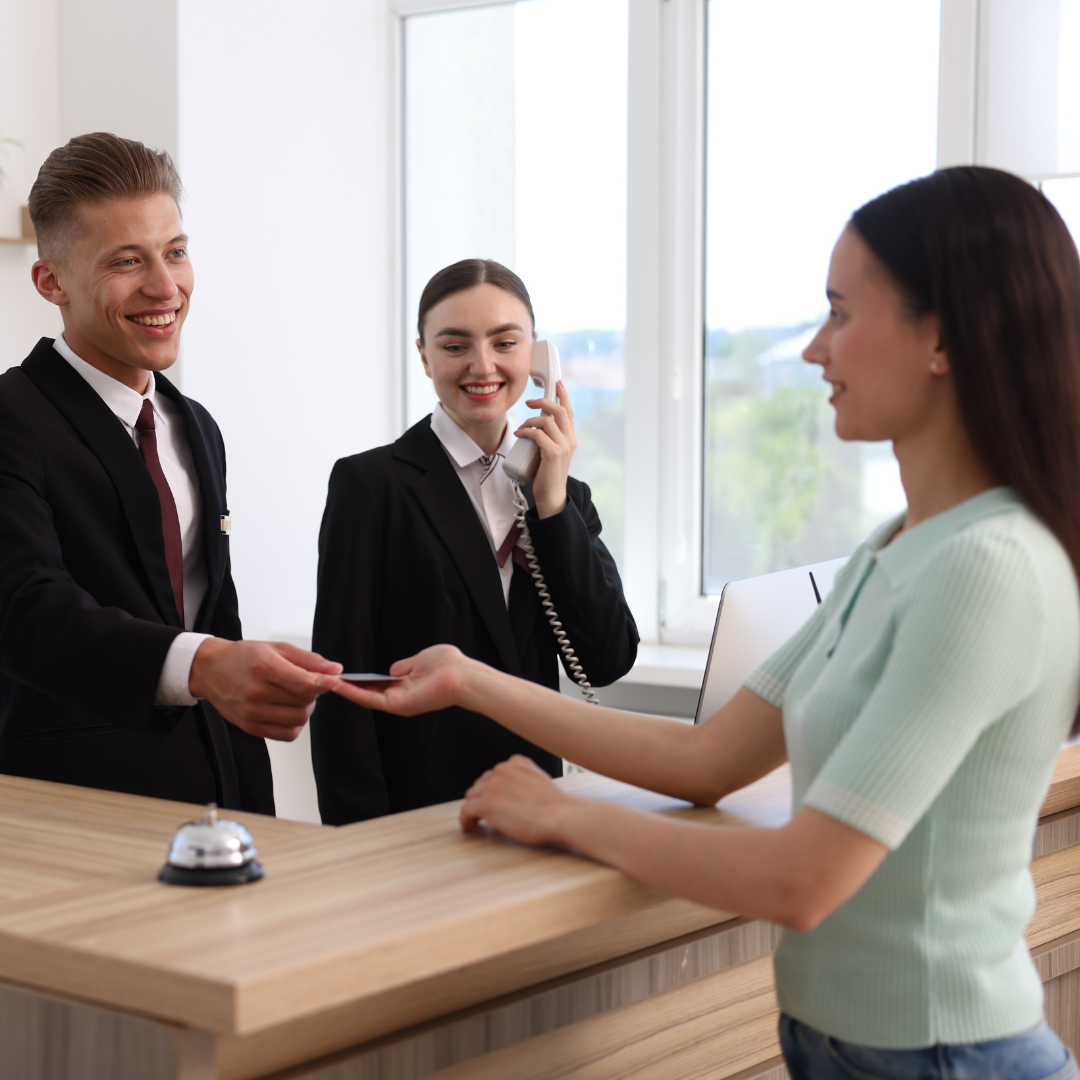 A photo showing an author closing in a client due to the right usage of a book funnel