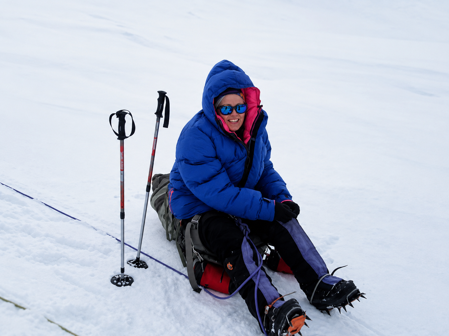 You finished the book. Now cut the snow blocks. Photo of Ann on ice